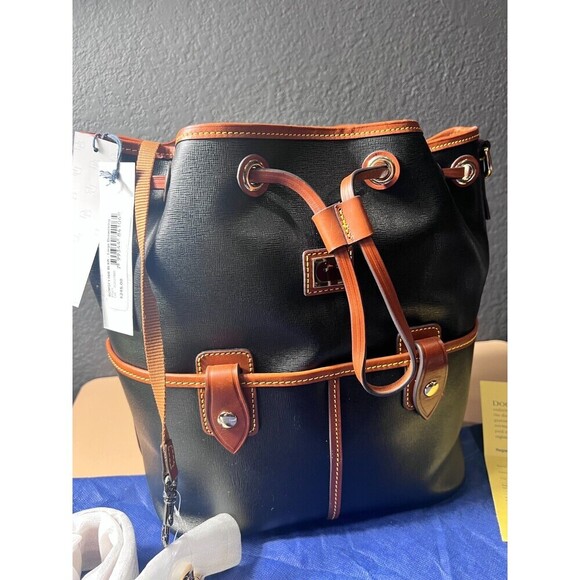Dooney & Bourke Large Drawstring Bucket Shoulder Bag Black Designer Retro NWT - Picture 3 of 16